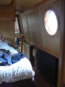 photo of bedroom from aft