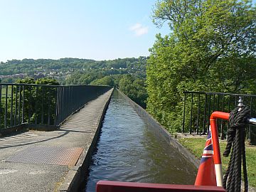 photo looking along aqueduct