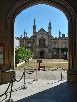 photo of the entrance to Corpus Christi College