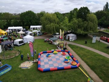 panorama round festival site