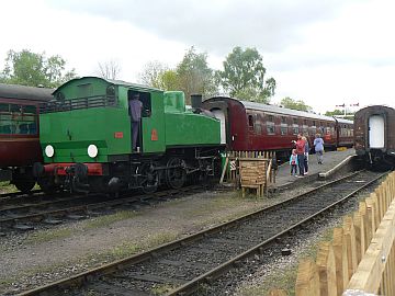 photo of train at Cheddleton