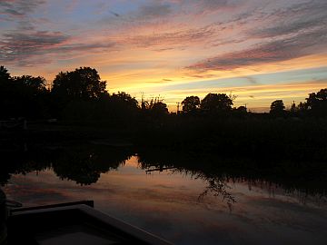photo of sunset at Caen Hill