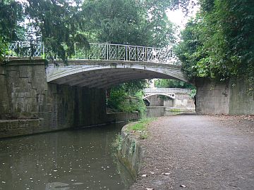photo of bridges from canal, Sydney Gardens, Bath