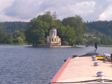 photo of Temple Island